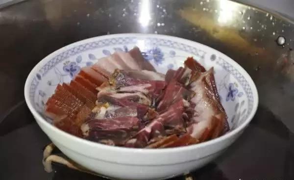 腊肉在冰箱里放了半年，还能吃吗？